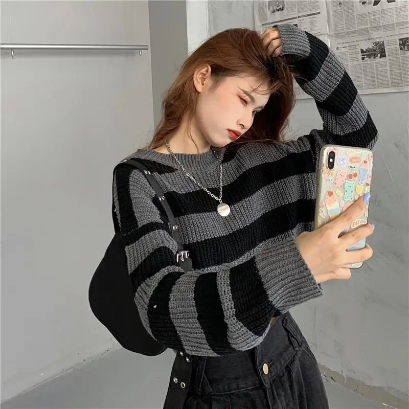 ZMZBCH Korean Style Autumn Striped Cropped Sweater Women Vintage Oversize Knit Jumper Female Long Sleeve O-neck Pullovers Tops