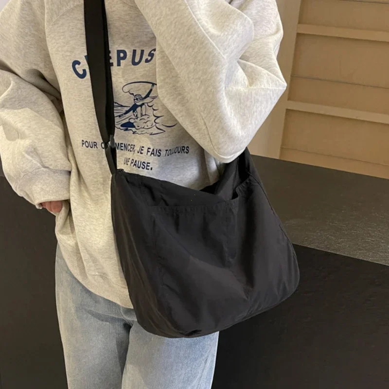 Simple Large Capacity Crossbody Bags Versatile Nylon Women's Shoulder Bag Casual Soft Female Hobos Bag Handbags bolsas de mujer - Image 4