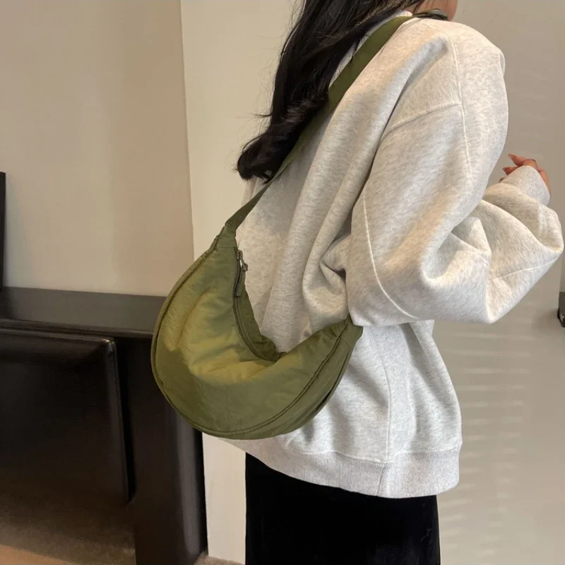 New Color Women's Nylon Shoulder Bag Casual Sports Female Hobos Crossbody Bags Fashion Large Female Fanny Pack Purse Handbags - Image 4