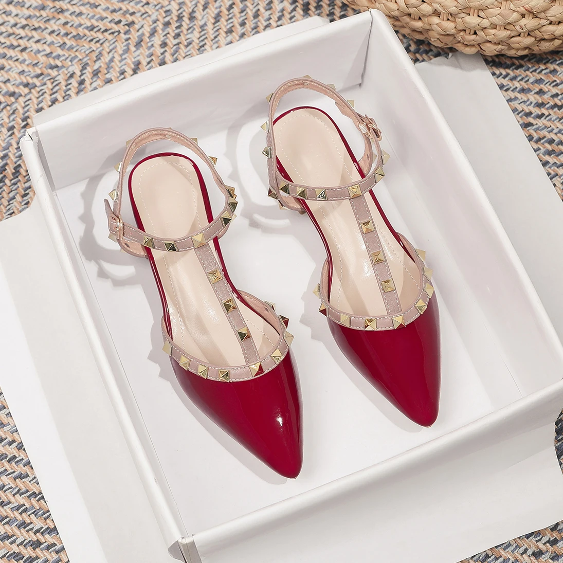 2024 Summer high-heeled women's sandals Fashion brand design pointed rivet red casual shoes Large size 41-43 - Image 2