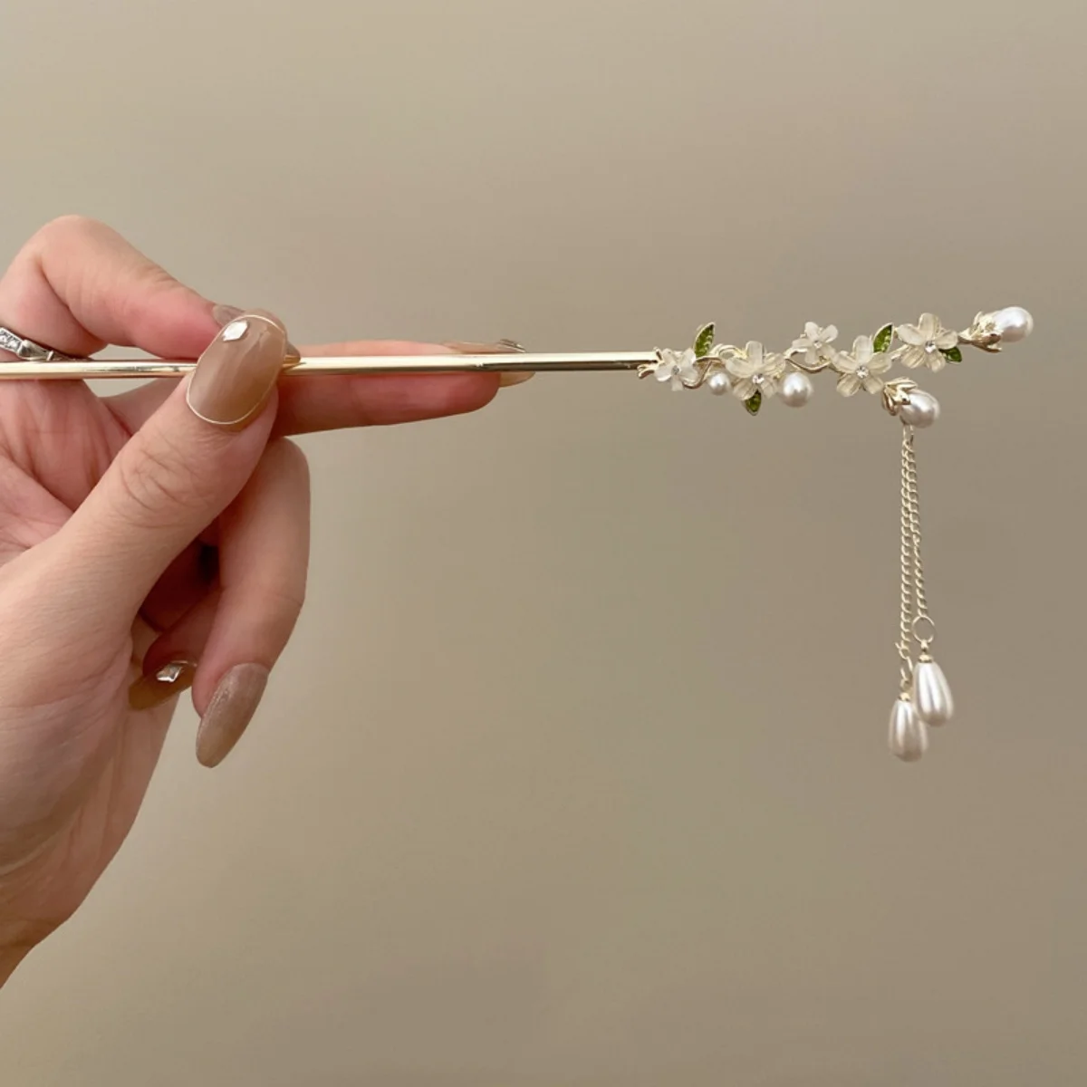 Light Luxury Flower Hairpin For Women Chinese Style Floral Butterfly Tassel Hair Stick Elegant Metal Jewelry Hairpin Hair Clips - Image 29