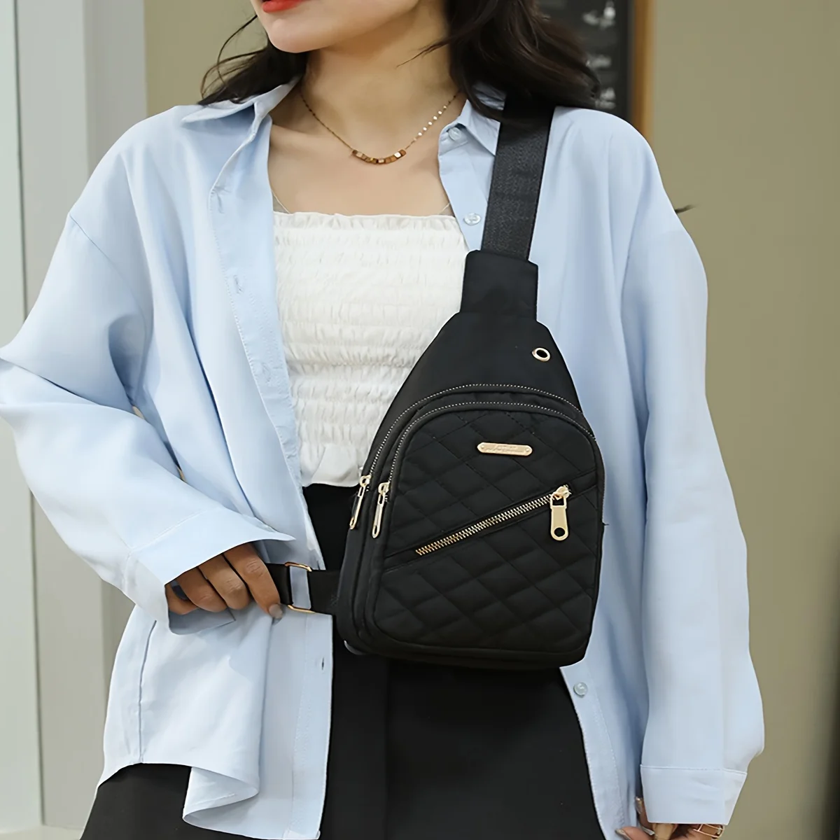 Breast bag women casual fashion nylon fabric bag lightweight crossbody bag women's backpack