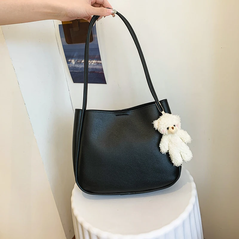 Simple And Casual New Popular PU Leather Versatile Shoulder Underarm Bag Small Fresh Solid Color Bear Pendant Handbag - Image 8