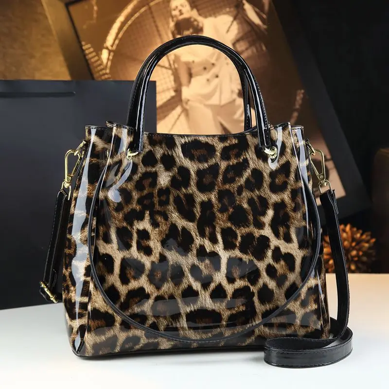 Genuine Leather Women Handbags New Tote Bag Fashion Crocodile Print Bucket Bag Retro Shoulder Messenger Bags Trend 2025 - Image 10