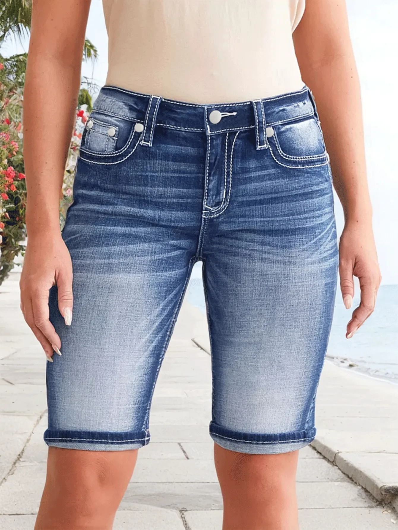 Fashionable Distressed Denim Shorts for Women 40+ | New Arrival High Cost-Performance Jeans - Image 3
