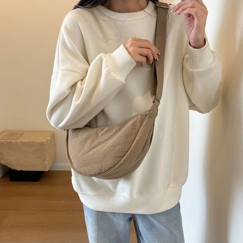 New Color Women's Nylon Shoulder Bag Casual Sports Female Hobos Crossbody Bags Fashion Large Female Fanny Pack Purse Handbags - Image 3