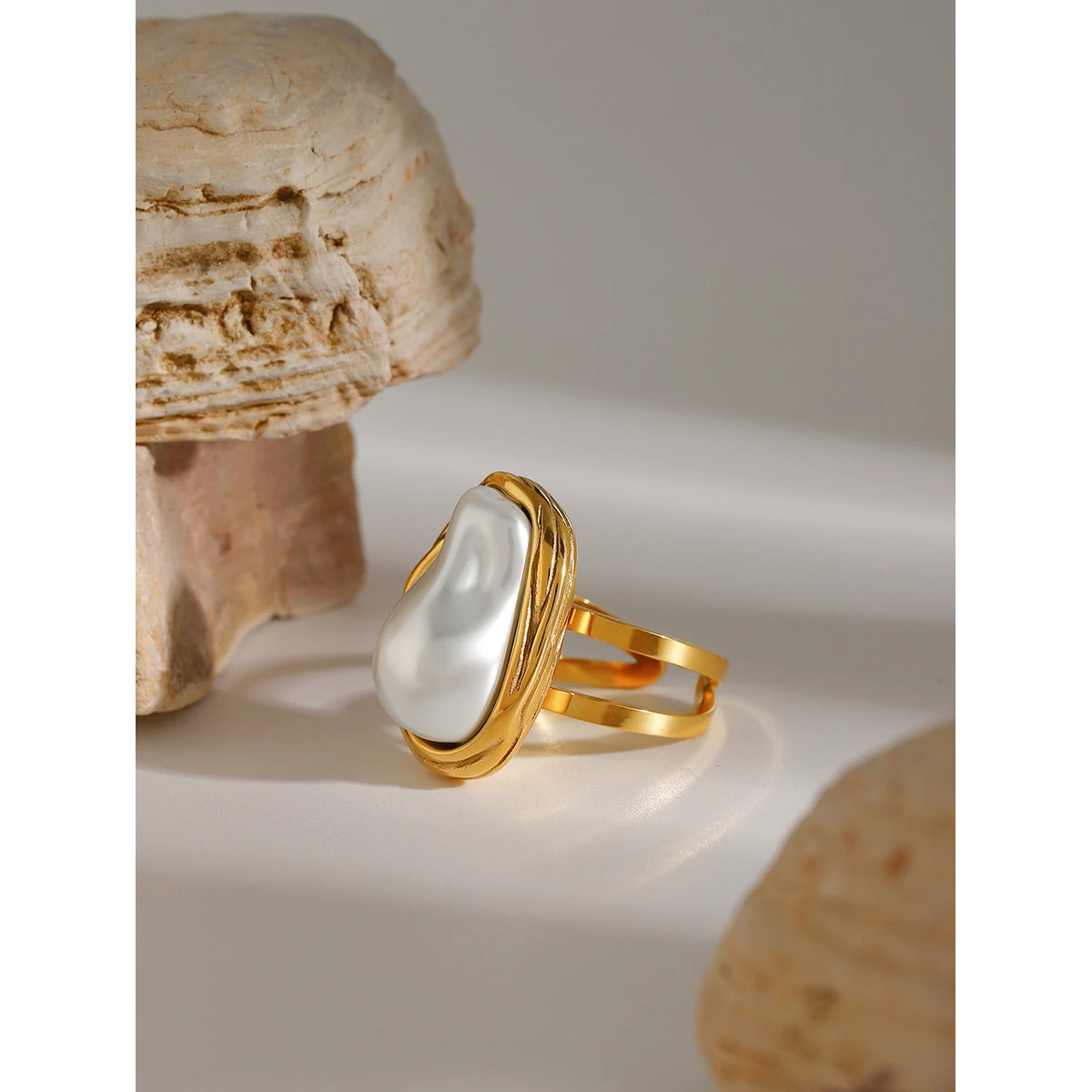 Uworld Fashion Imitation Pearl Stainless Steel Gold Color Ring for Women Engagement Party Gift Temperament Jewelry 2024 - Image 3