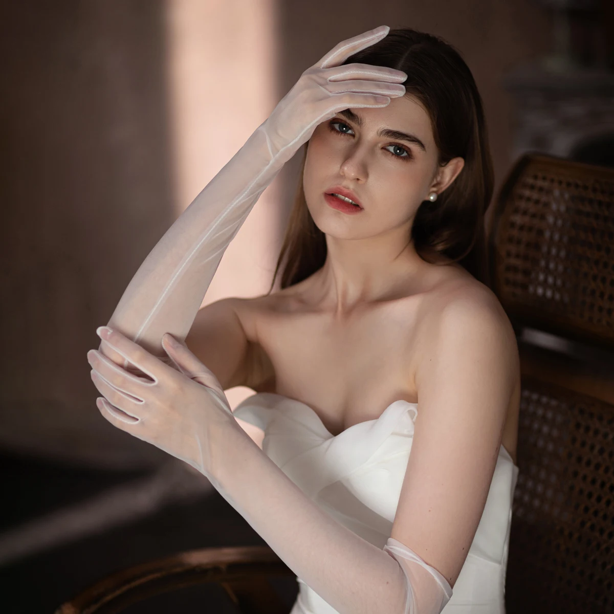 WG099 Elegant Wedding Bridal Gloves Soft Tulle White Long Brides Bridesmaid Gloves for Women Pageant Perform Prom Parties - Image 2