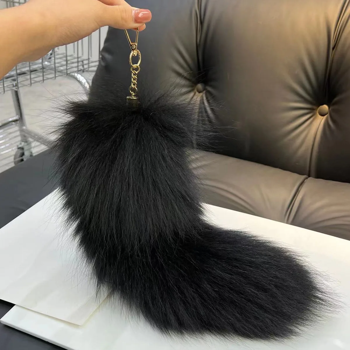 2024 Real Fox Fur Tail Large Long Natural Fur tail Keychain Pendant Cosplay tail Cute Wolf Fox Tail Fur Car Keychains For Women - Image 7