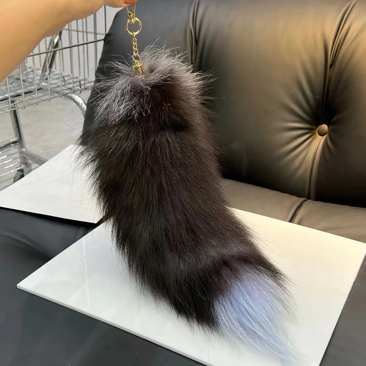 2024 Real Fox Fur Tail Large Long Natural Fur tail Keychain Pendant Cosplay tail Cute Wolf Fox Tail Fur Car Keychains For Women - Image 5