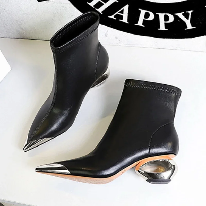2025 New Metal Hollow Heel Iron Head Metal Pointed Toes Modern Short Boots for Women Winter Street Style Low Heel Boots Female - Image 4